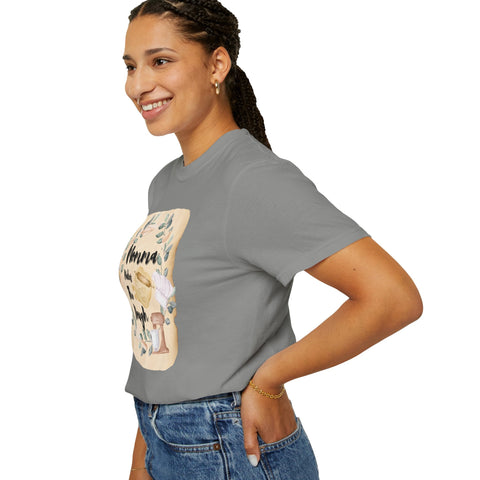 Unisex garment-dyed T-shirt with "Mom&